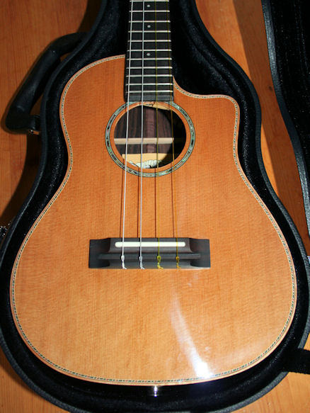 Pono tenor, cedar cutaway, body